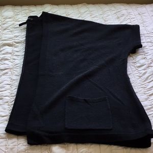 Oversized sweater throw